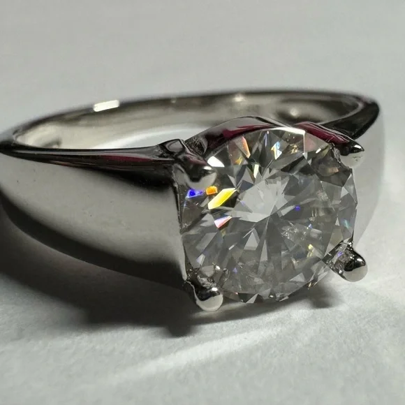 BIG 2 CT VVS1 Moissanite, Mens Engagement Ring, S925 With White Gold Plating - Picture 6 of 6